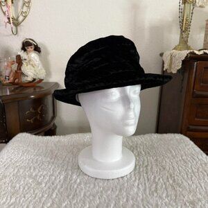 90's vintage witchy whimsigoth black velvet hat